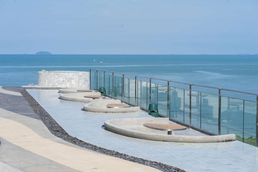Bayphere Hotel Pattaya Ban Nong Hin  Eksteriør billede